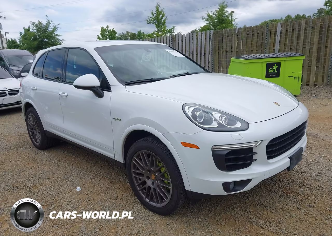2017 Porsche Cayenne E-Hybrid S Platinum Edition