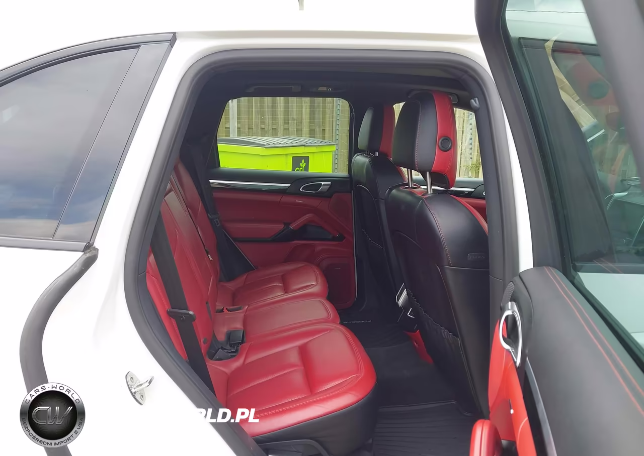 2017 Porsche Cayenne E-Hybrid S Platinum Edition VIN:WP1AE2A2XHLA71295 - 8