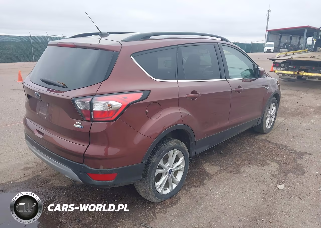 2018 Ford Escape Se VIN:1FMCU9GD6JUC48127 - 4