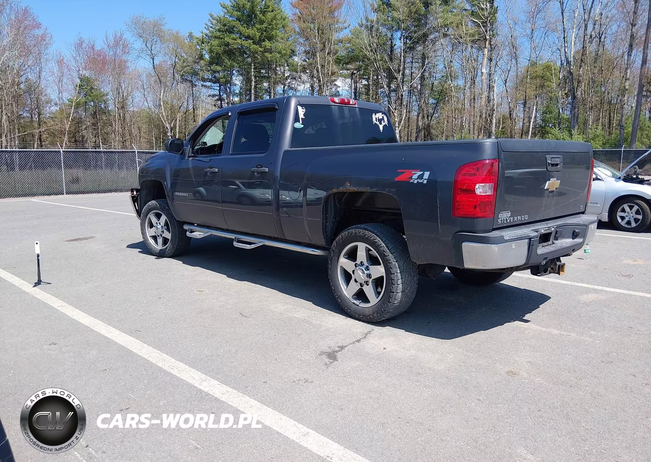 2011 Chevrolet Silverado 2500Hd Lt VIN:1GC1KXC81BF206758 - 3