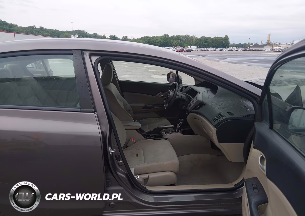 2012 Honda Civic Lx VIN:19XFB2F5XCE013594 - 5