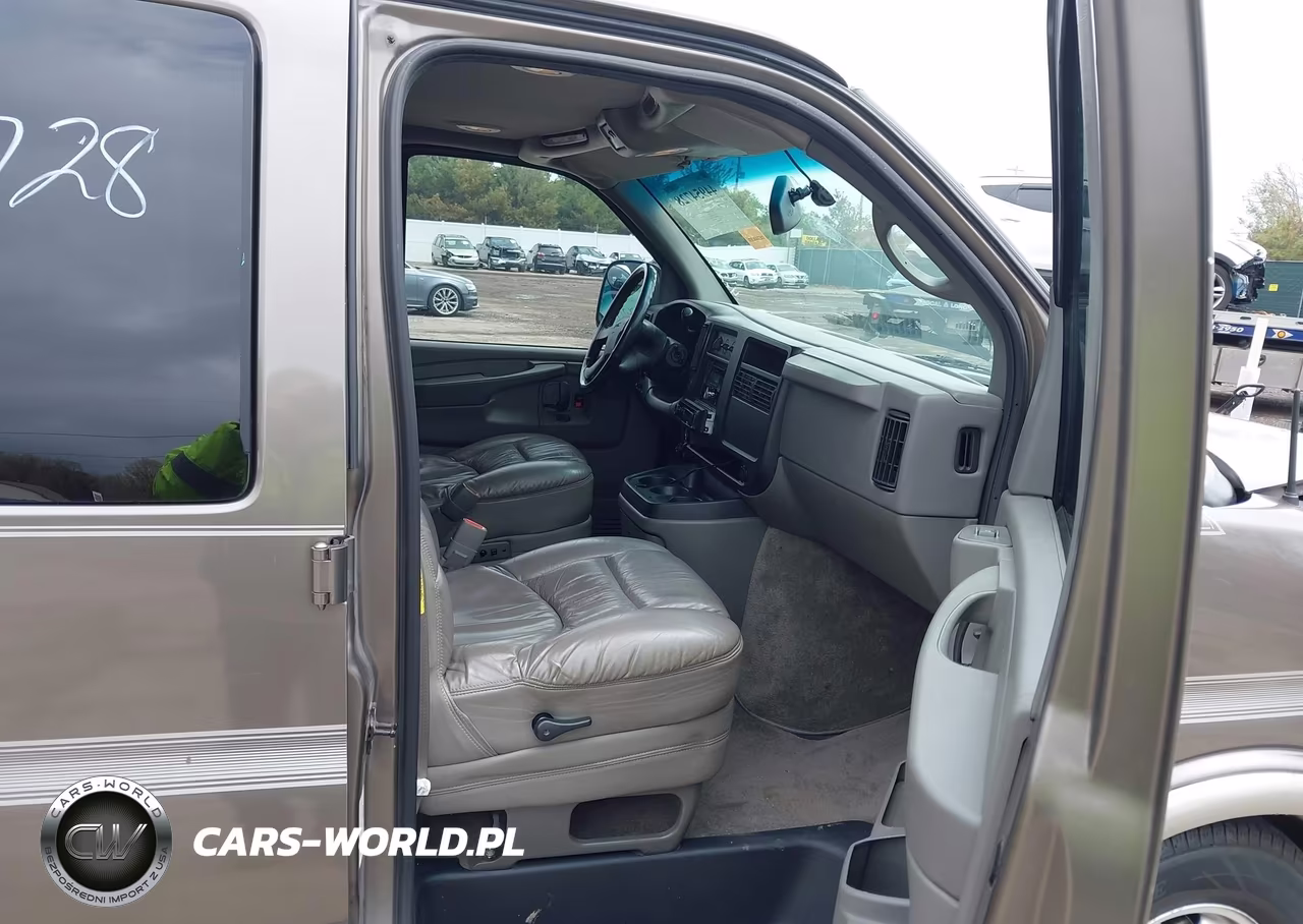 2004 GMC Savana Upfitter VIN:1GDFH15T641157409 - 5