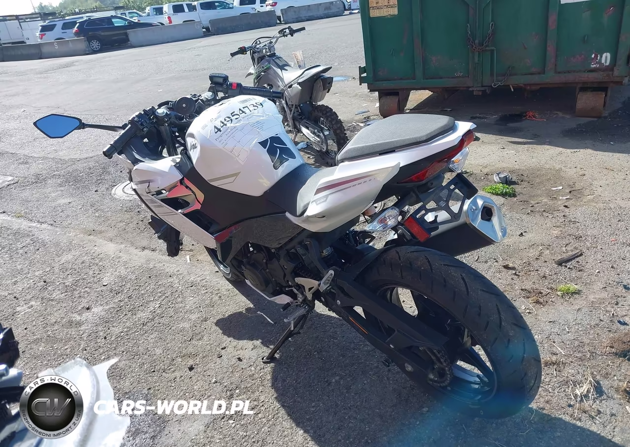 2023 Kawasaki Ex400 VIN:JKAEXKH16PDAJ9503 - 3