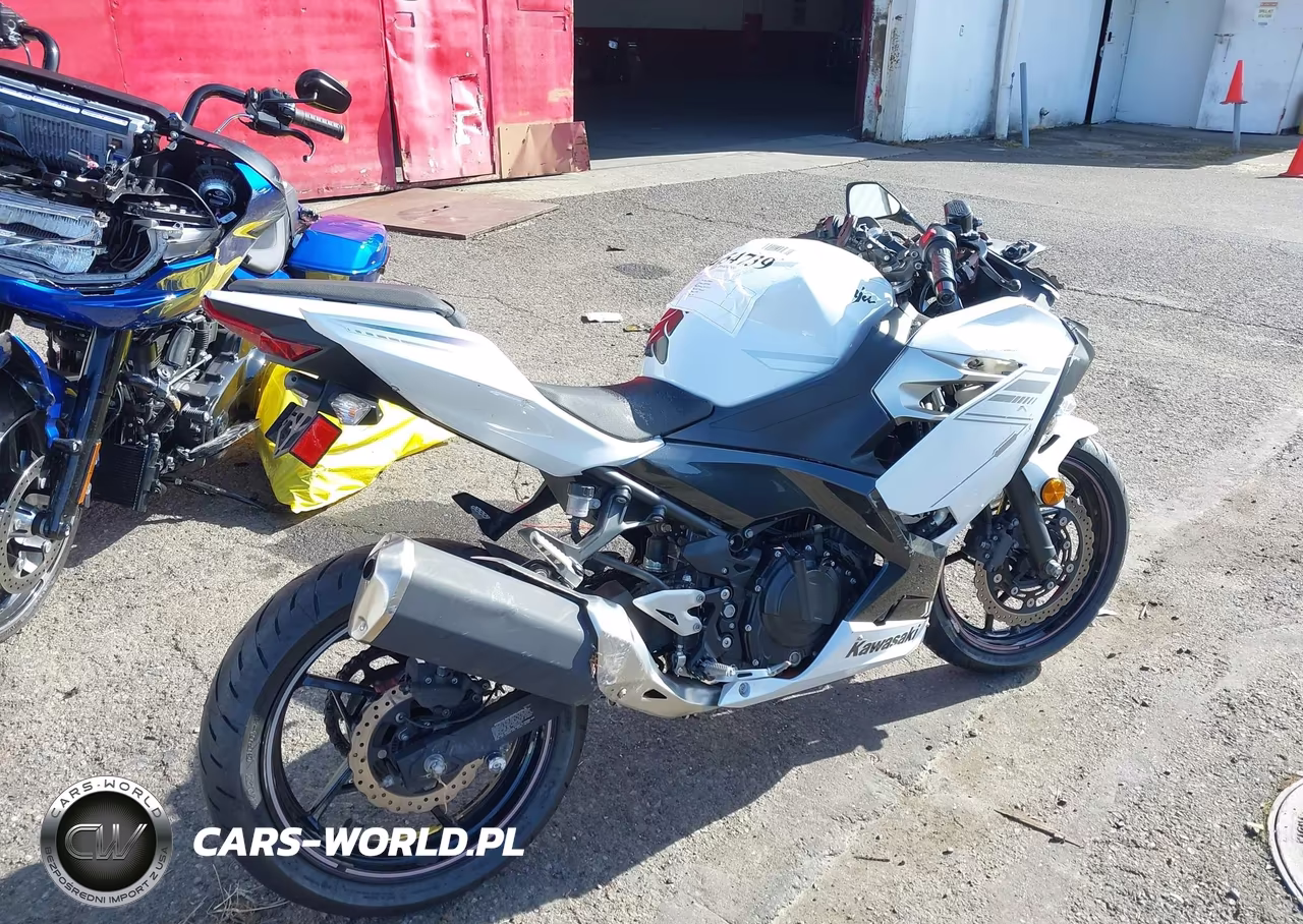 2023 Kawasaki Ex400 VIN:JKAEXKH16PDAJ9503 - 4