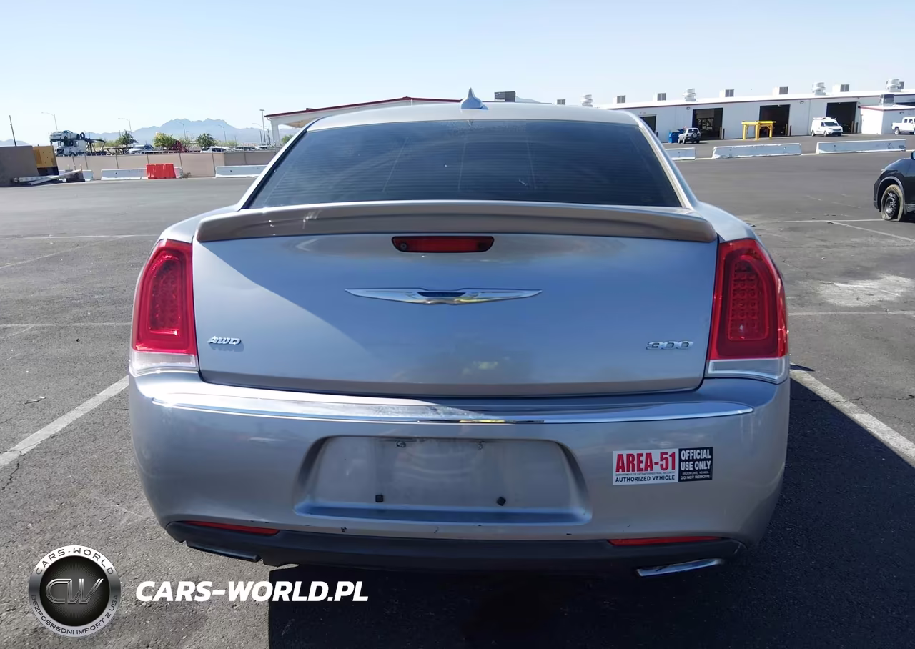 2016 Chrysler 300 Anniversary Edition VIN:2C3CCARG0GH325042 - 17