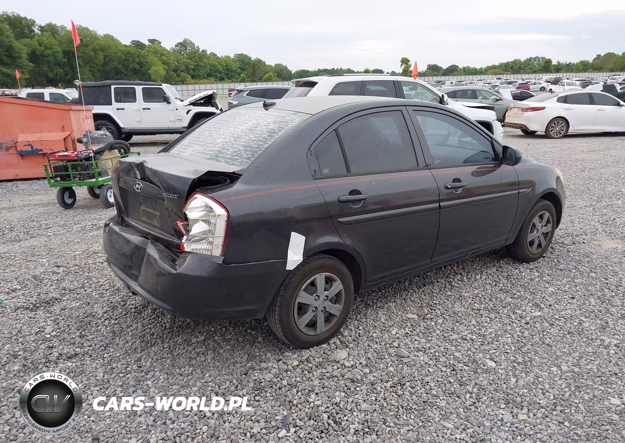 2010 Hyundai Accent Gls VIN:KMHCN4AC3AU501260 - 4