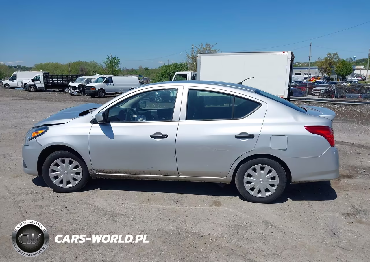 2018 Nissan Versa 1.6 S+ VIN:3N1CN7AP3JL852370 - 14