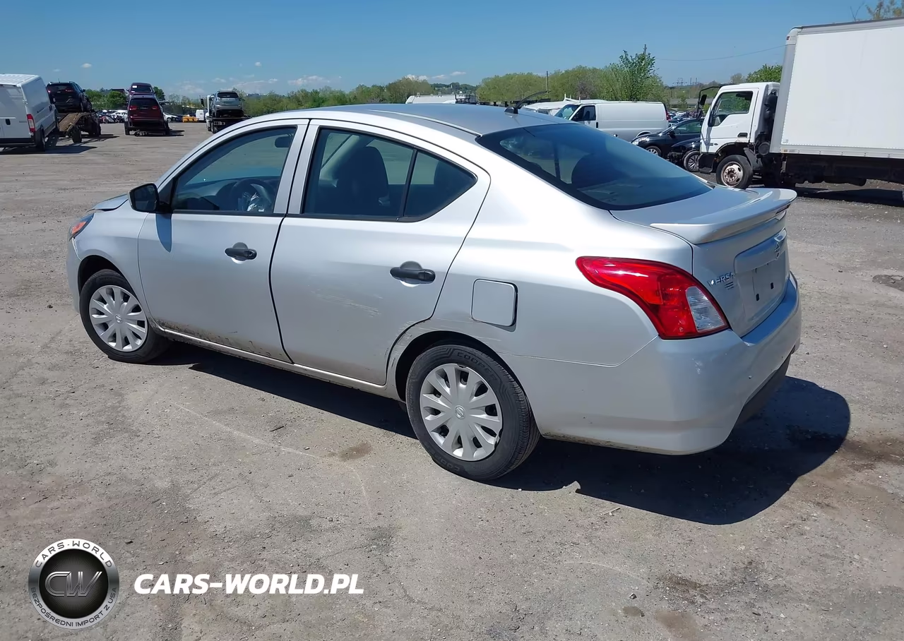 2018 Nissan Versa 1.6 S+ VIN:3N1CN7AP3JL852370 - 3
