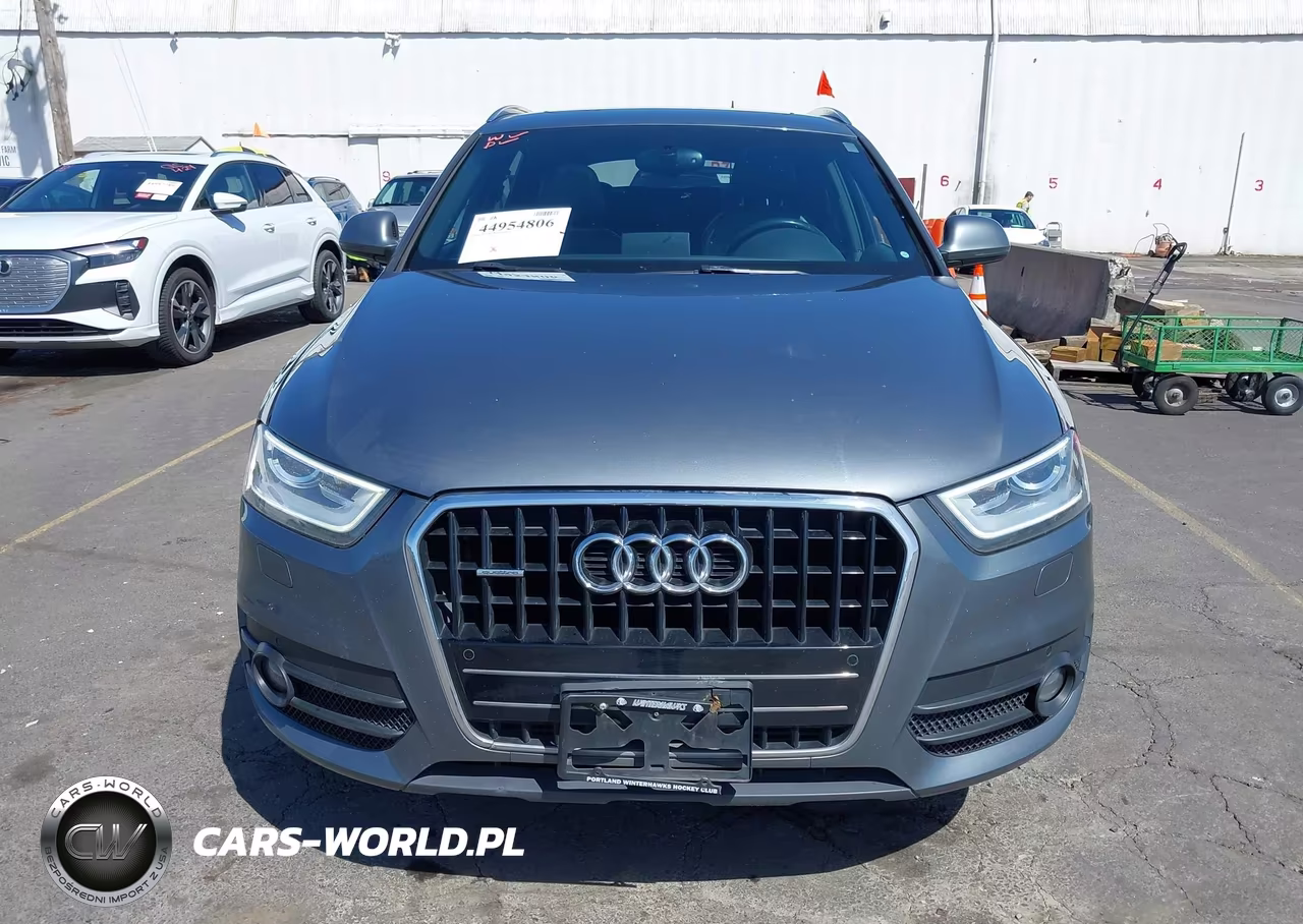 2015 Audi Q3 2.0T Premium Plus VIN:WA1GFCFSXFR011982 - 12