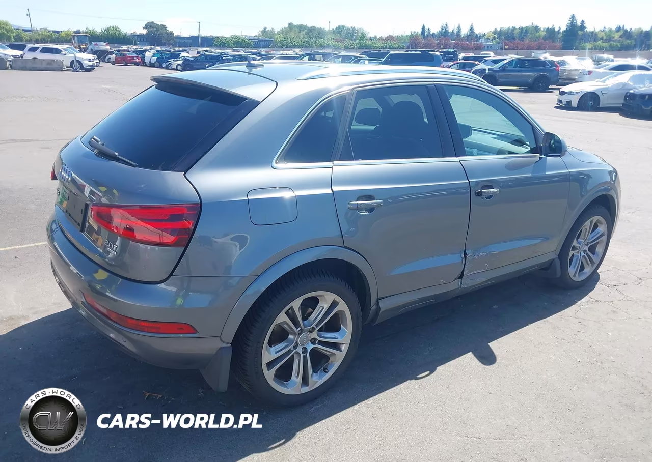 2015 Audi Q3 2.0T Premium Plus VIN:WA1GFCFSXFR011982 - 4