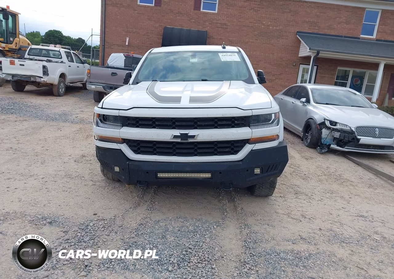 2018 Chevrolet Silverado 1500 Custom VIN:1GCVKPEH2JZ127806 - 12