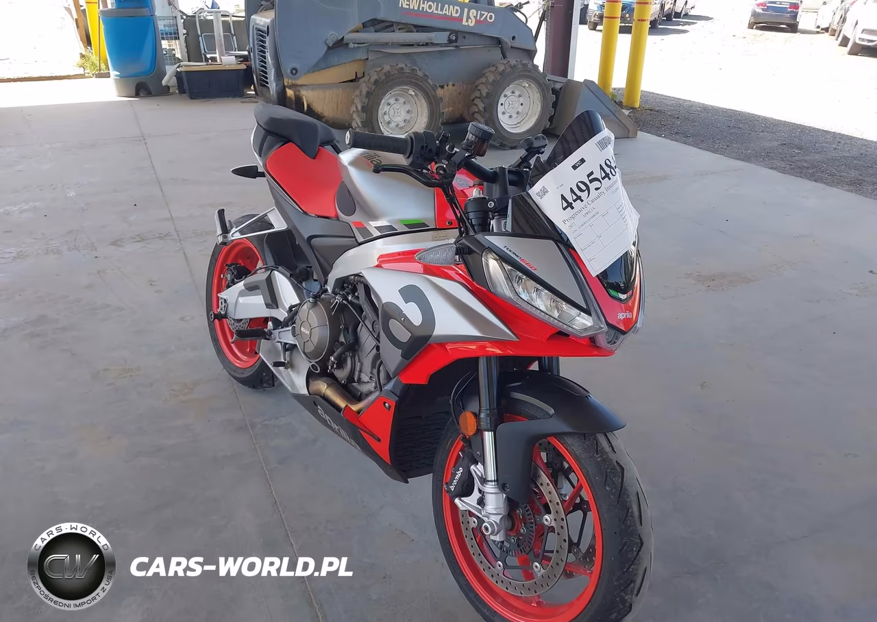 2022 Aprilia Tuono 660