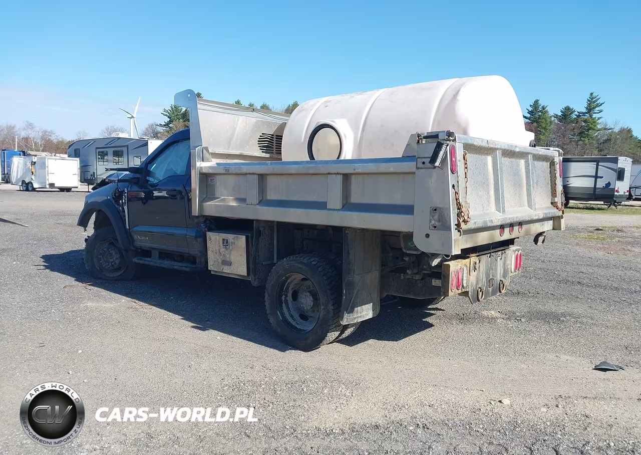 2025 Ford F-550 Chassis Xl VIN:1FDUF5HT0SDA17478 - 3