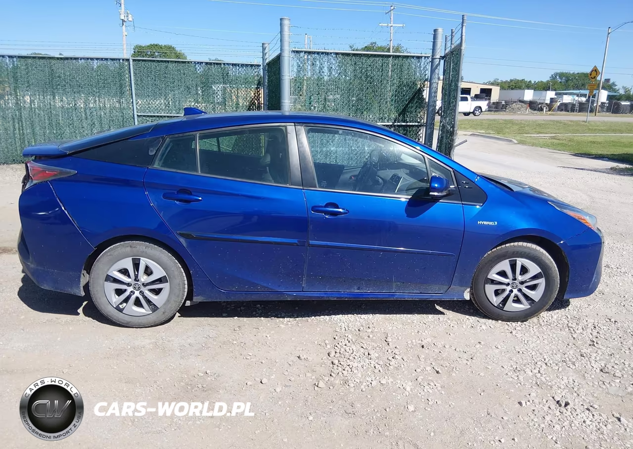 2017 Toyota Prius Four VIN:JTDKARFU3H3529828 - 13