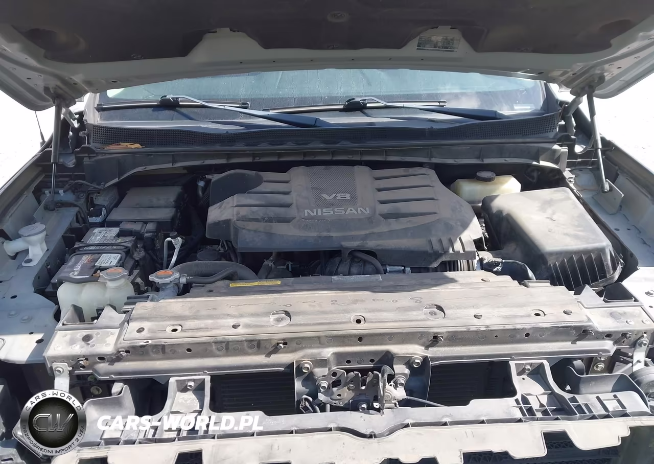 2018 Nissan Titan Pro-4X VIN:1N6AA1E57JN525943 - 10