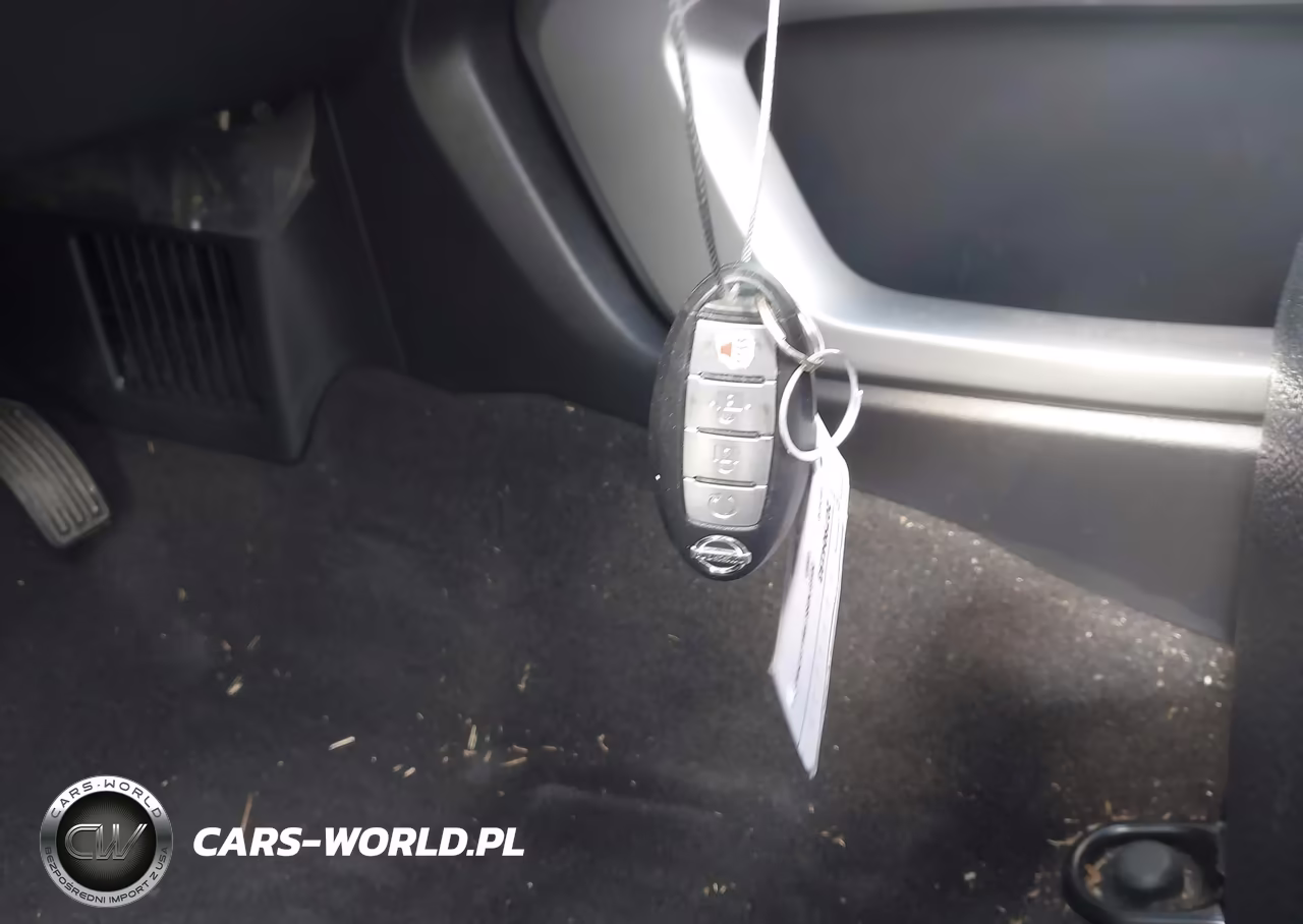 2018 Nissan Titan Pro-4X VIN:1N6AA1E57JN525943 - 11