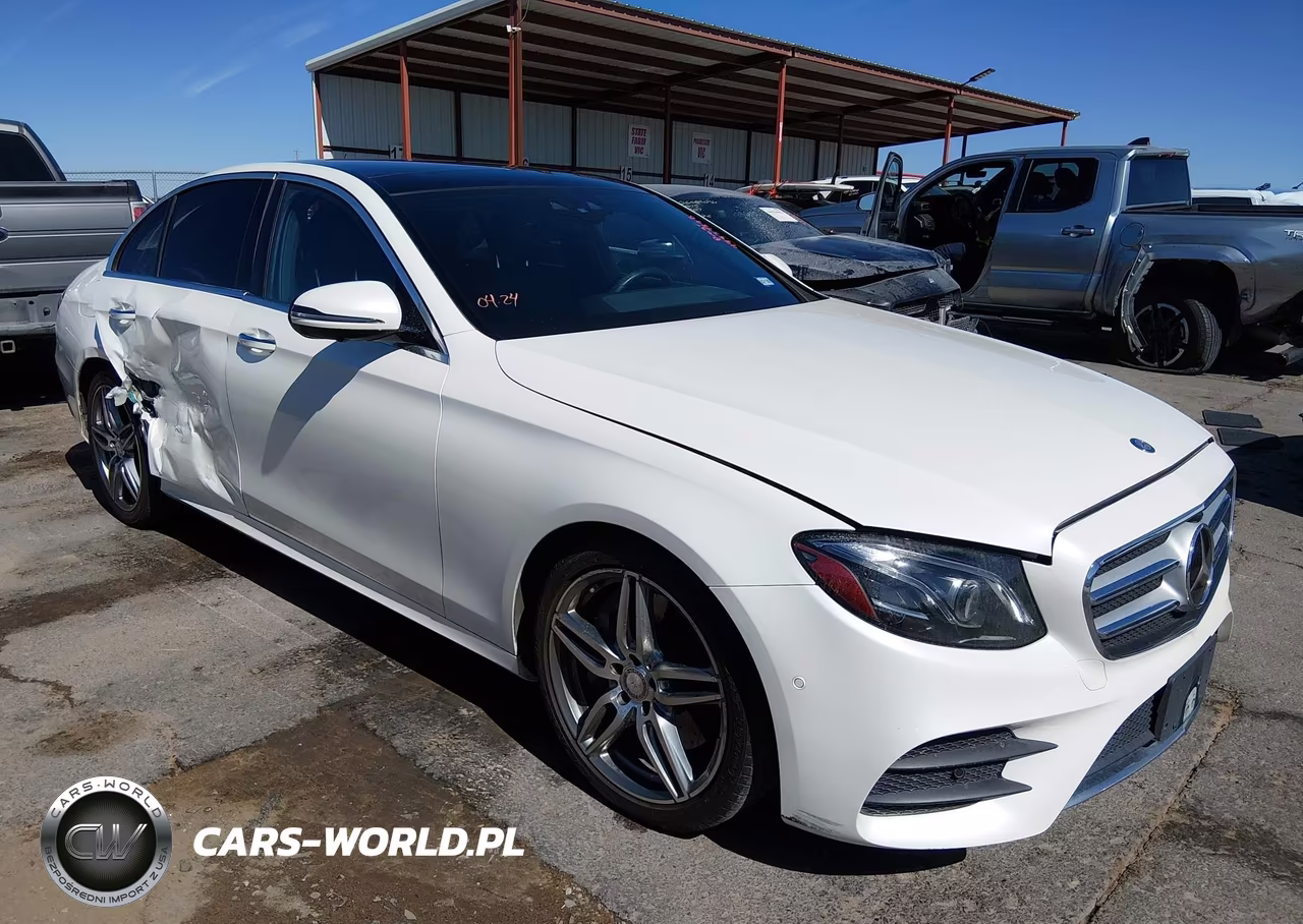 2017 Mercedes-Benz E 300 – zdjęcie 1 z 16