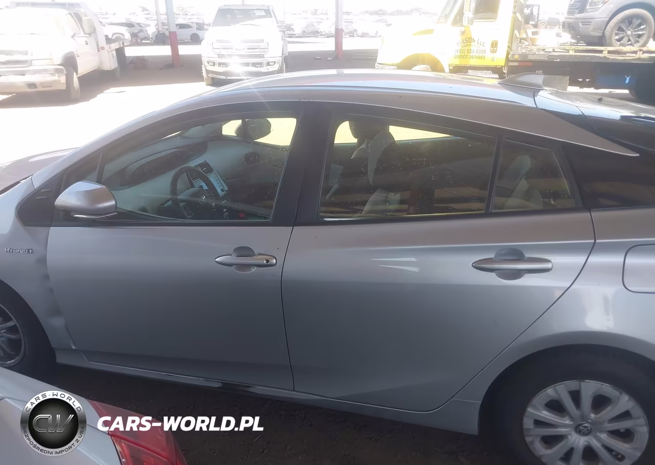 2022 Toyota Prius Le VIN:JTDKAMFU7N3178047 - 15