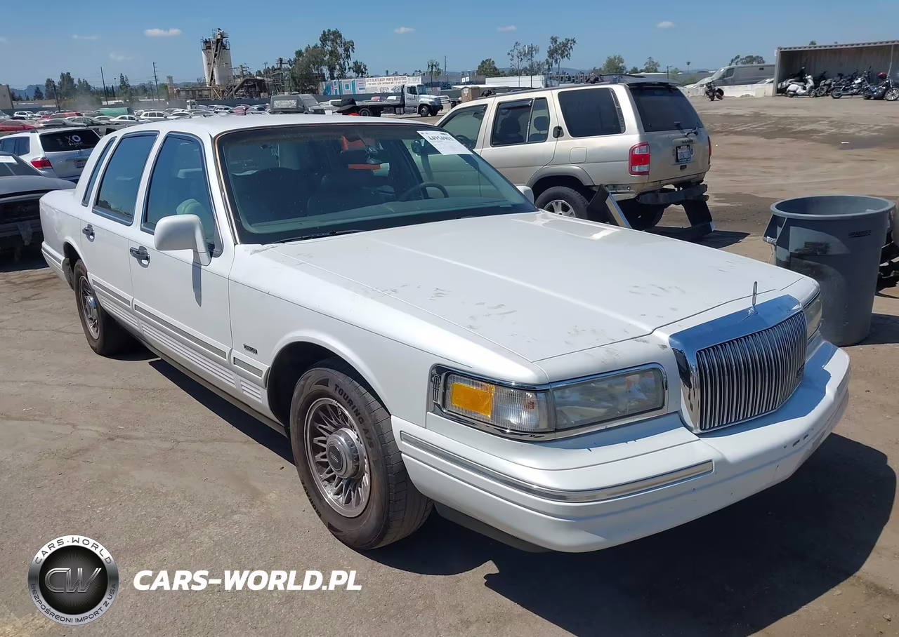 1996 Lincoln Town Car Sgn-Dmnd Anv-Cypress-Jn