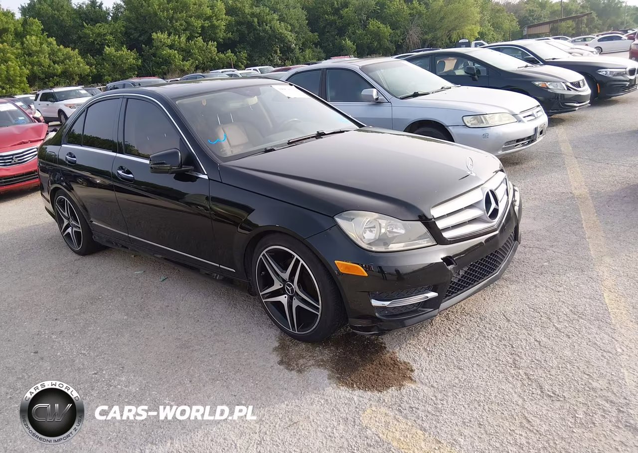 2013 Mercedes-Benz C 250 Sport