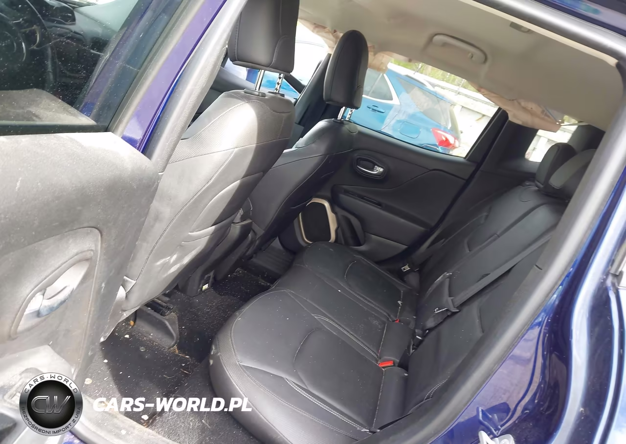 2016 Jeep Renegade Limited VIN:ZACCJBDT9GPD17337 - 8