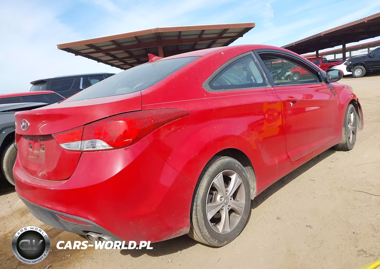 2013 Hyundai Elantra Gs VIN:KMHDH6AEXDU020564 - 4