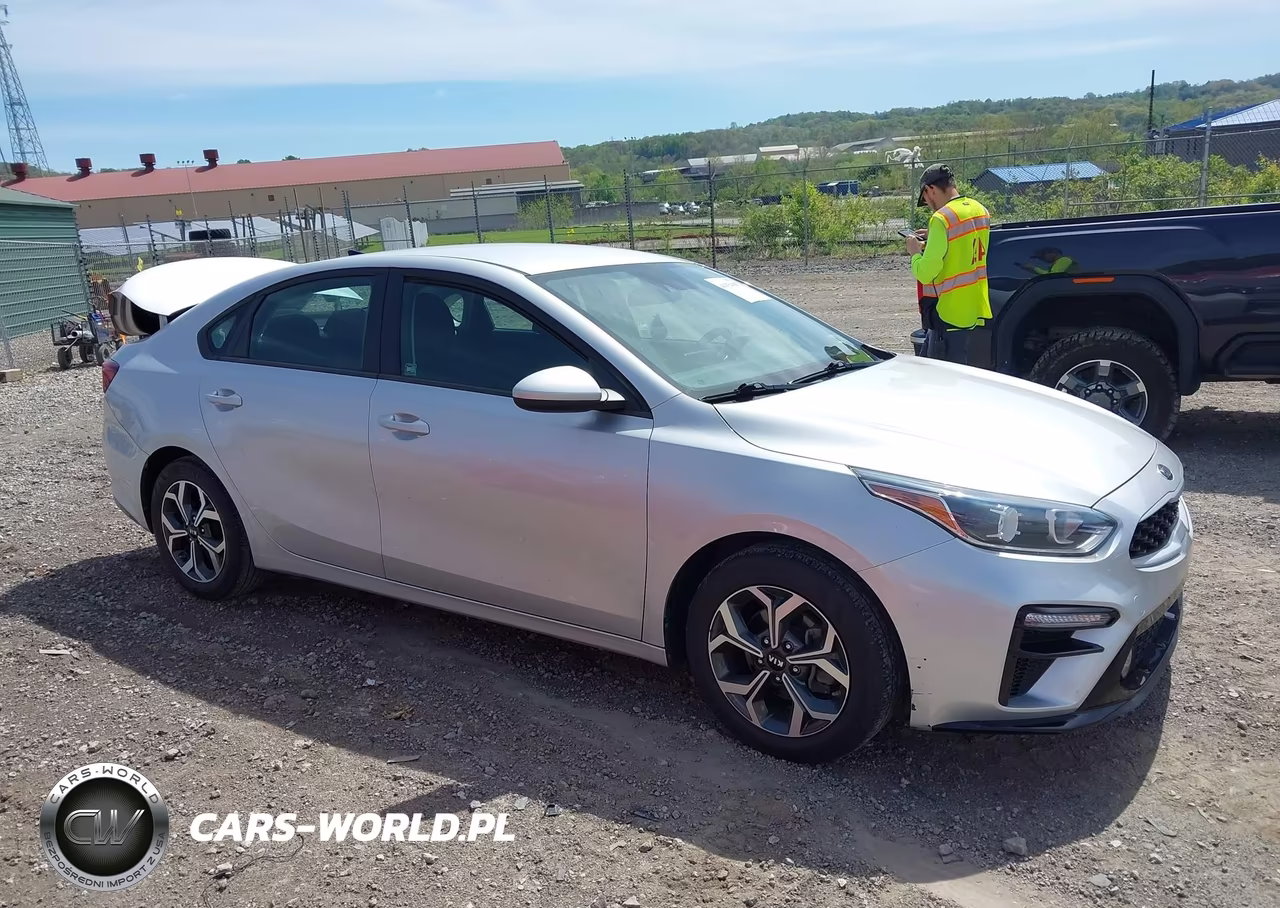 2019 Kia Forte Lxs VIN:3KPF24AD1KE106190 - 13