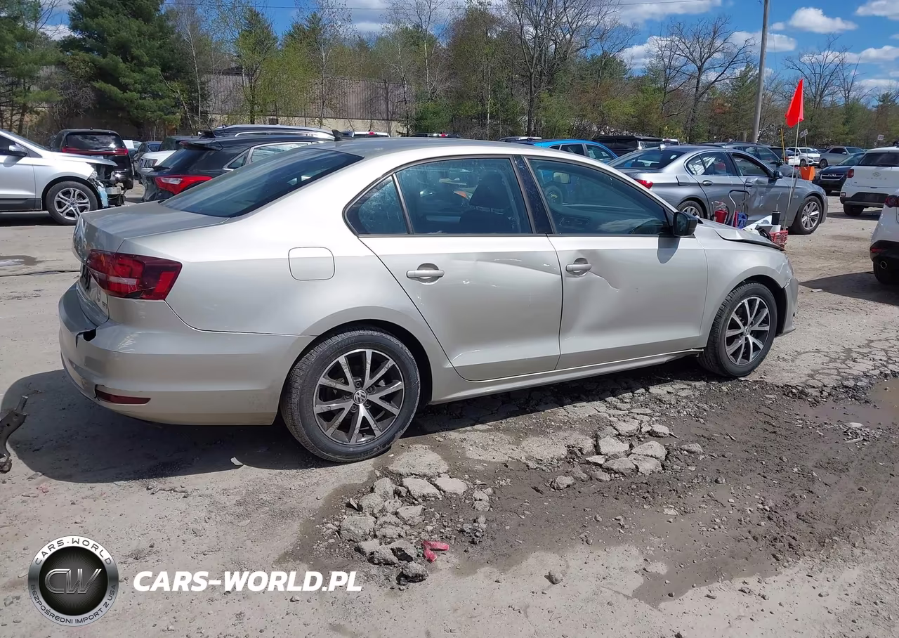 2016 Volkswagen Jetta 1.4T Se VIN:3VWD67AJ9GM246517 - 4