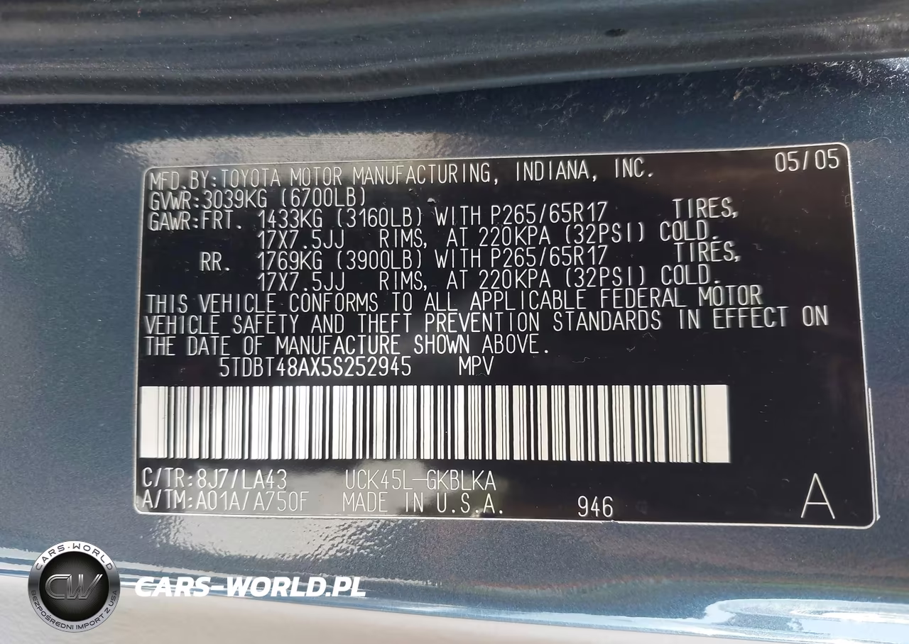 2005 Toyota Sequoia Limited V8 VIN:5TDBT48AX5S252945 - 9