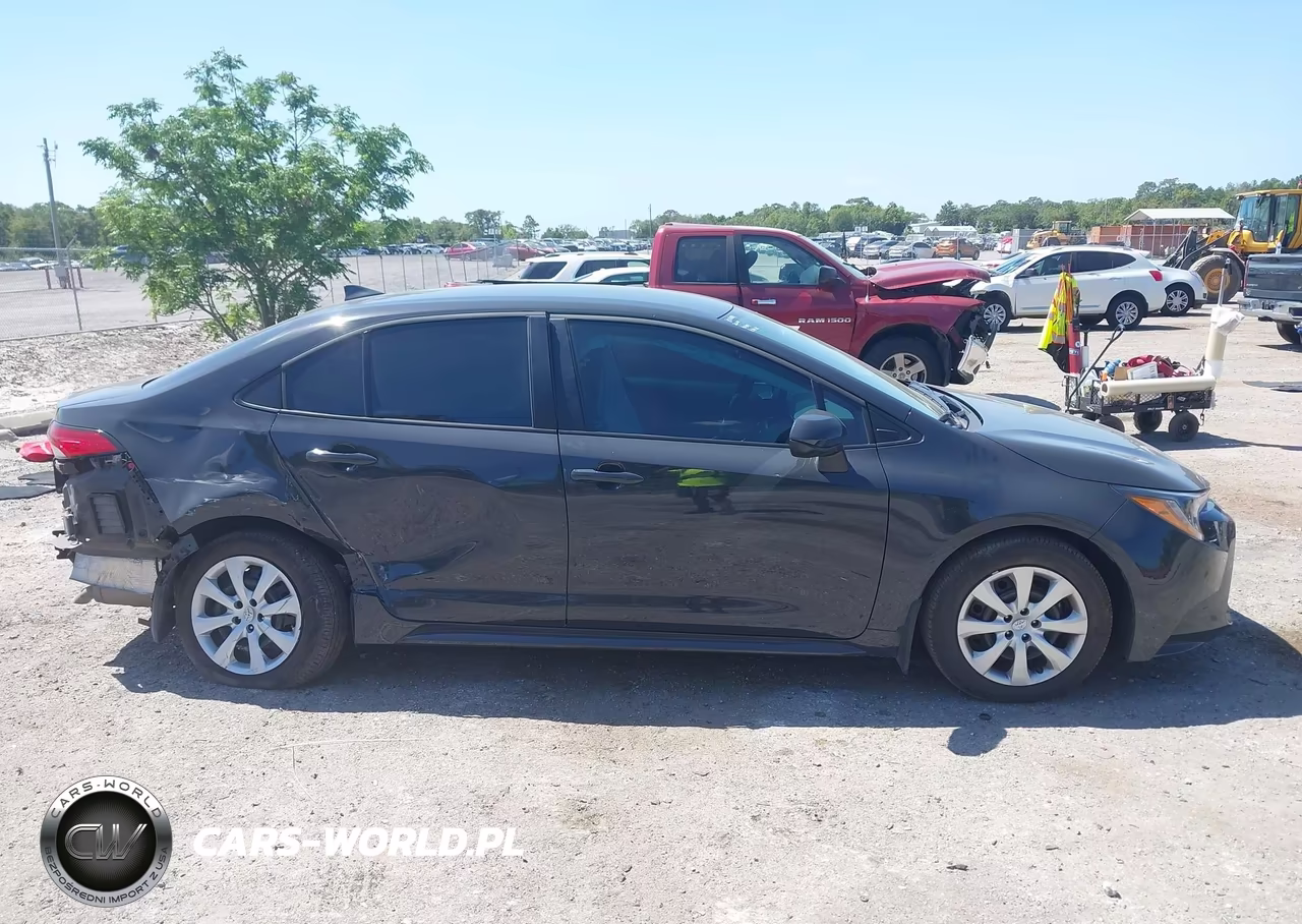 2026 Toyota Corolla Le VIN:5YFB4MDEXTP364799 - 13