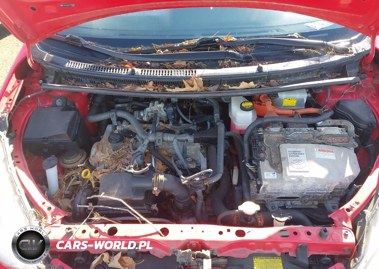 2012 Toyota Prius C Two VIN:JTDKDTB30C1503936 - 10