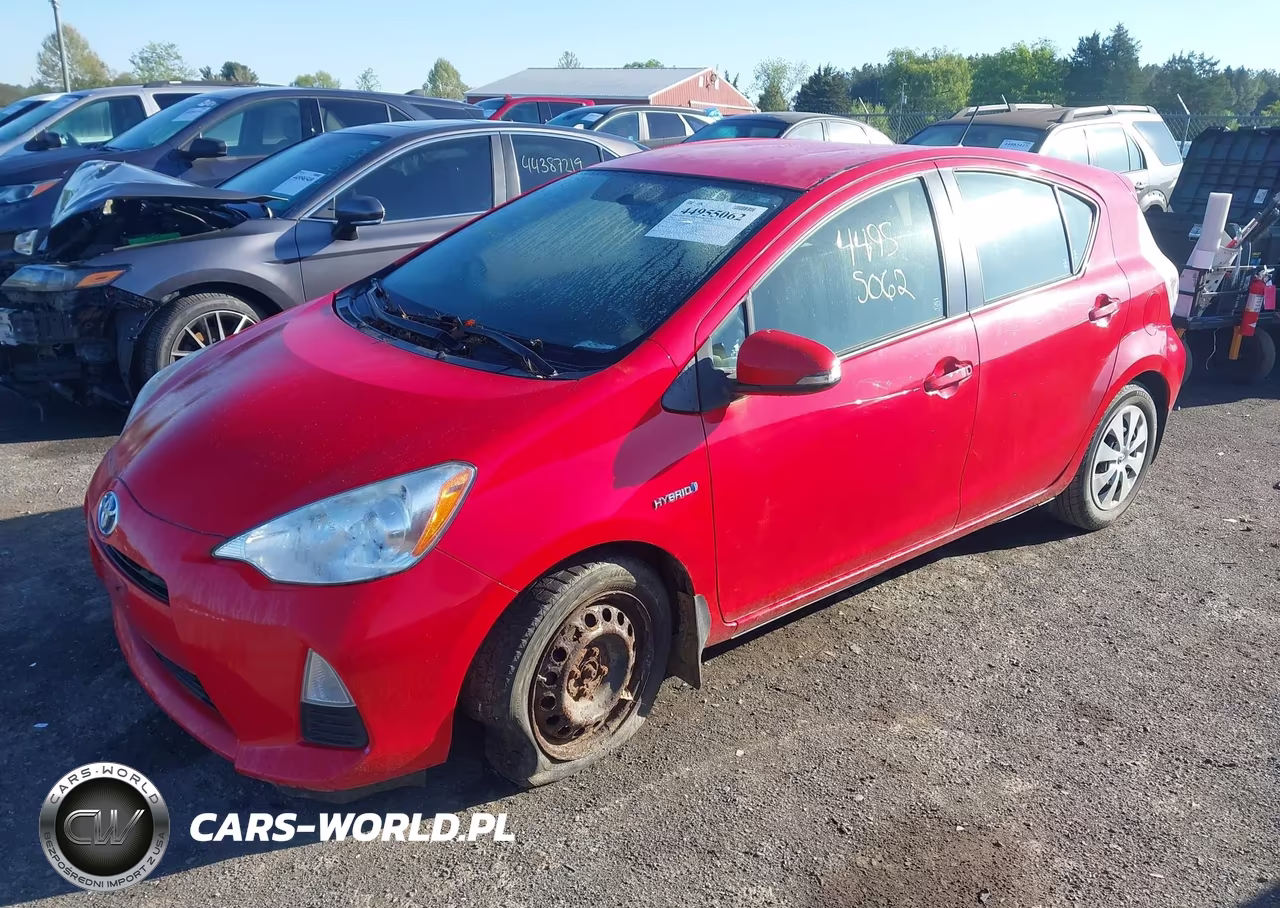 2012 Toyota Prius C Two VIN:JTDKDTB30C1503936 - 2