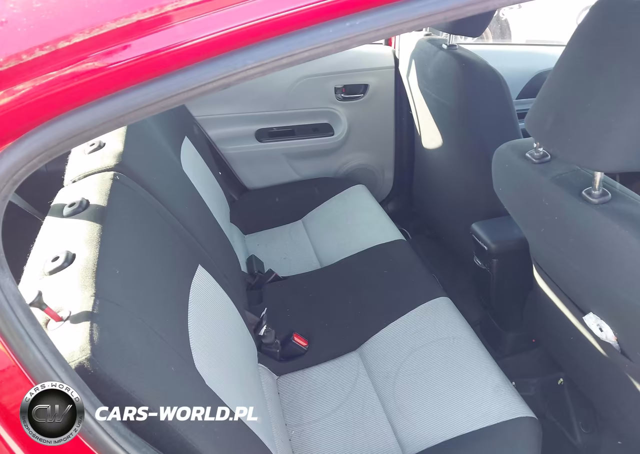 2012 Toyota Prius C Two VIN:JTDKDTB30C1503936 - 8