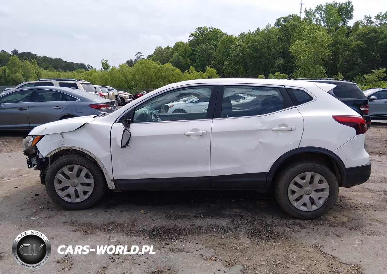 2018 Nissan Rogue Sport S VIN:JN1BJ1CP0JW150583 - 15