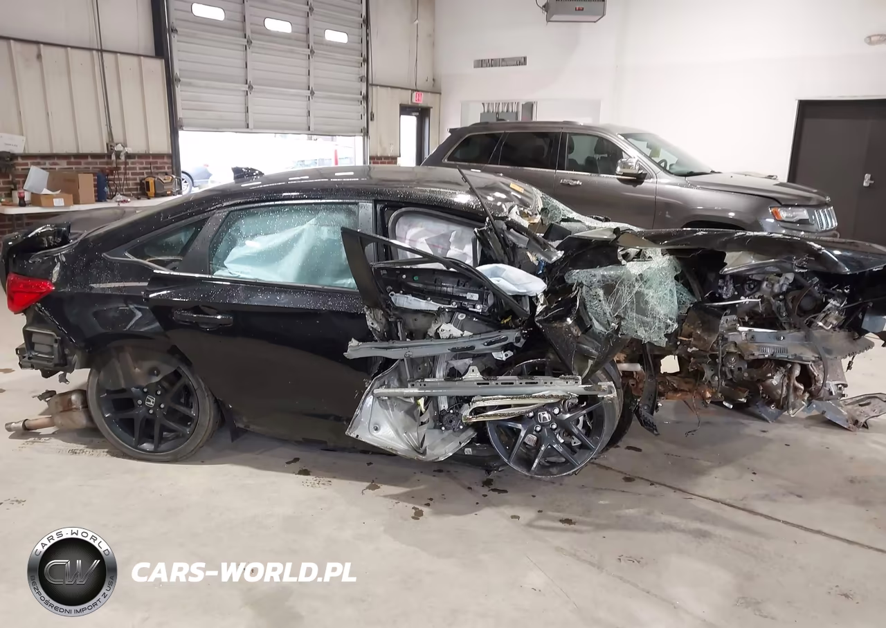 2024 Honda Civic Sport VIN:2HGFE2F5XRH555221 - 12
