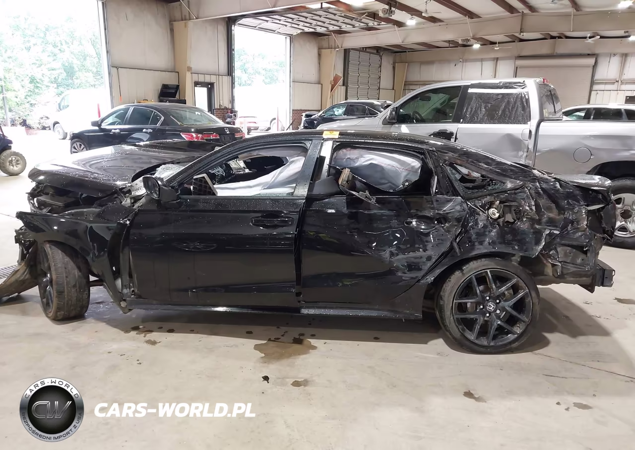 2024 Honda Civic Sport VIN:2HGFE2F5XRH555221 - 13