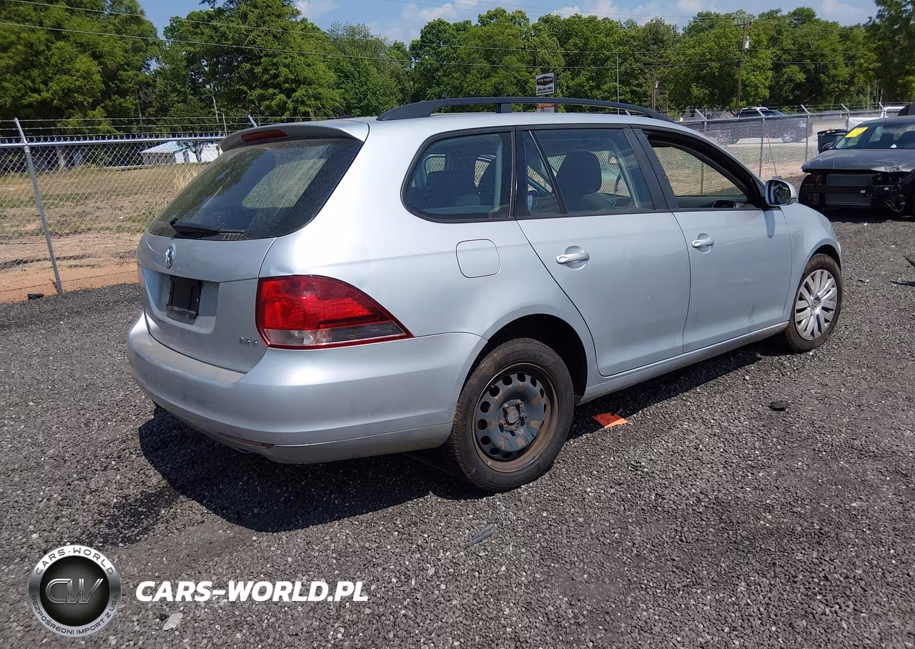 2013 Volkswagen Jetta Sportwagen 2.5L S VIN:3VWPP7AJ9DM636488 - 4