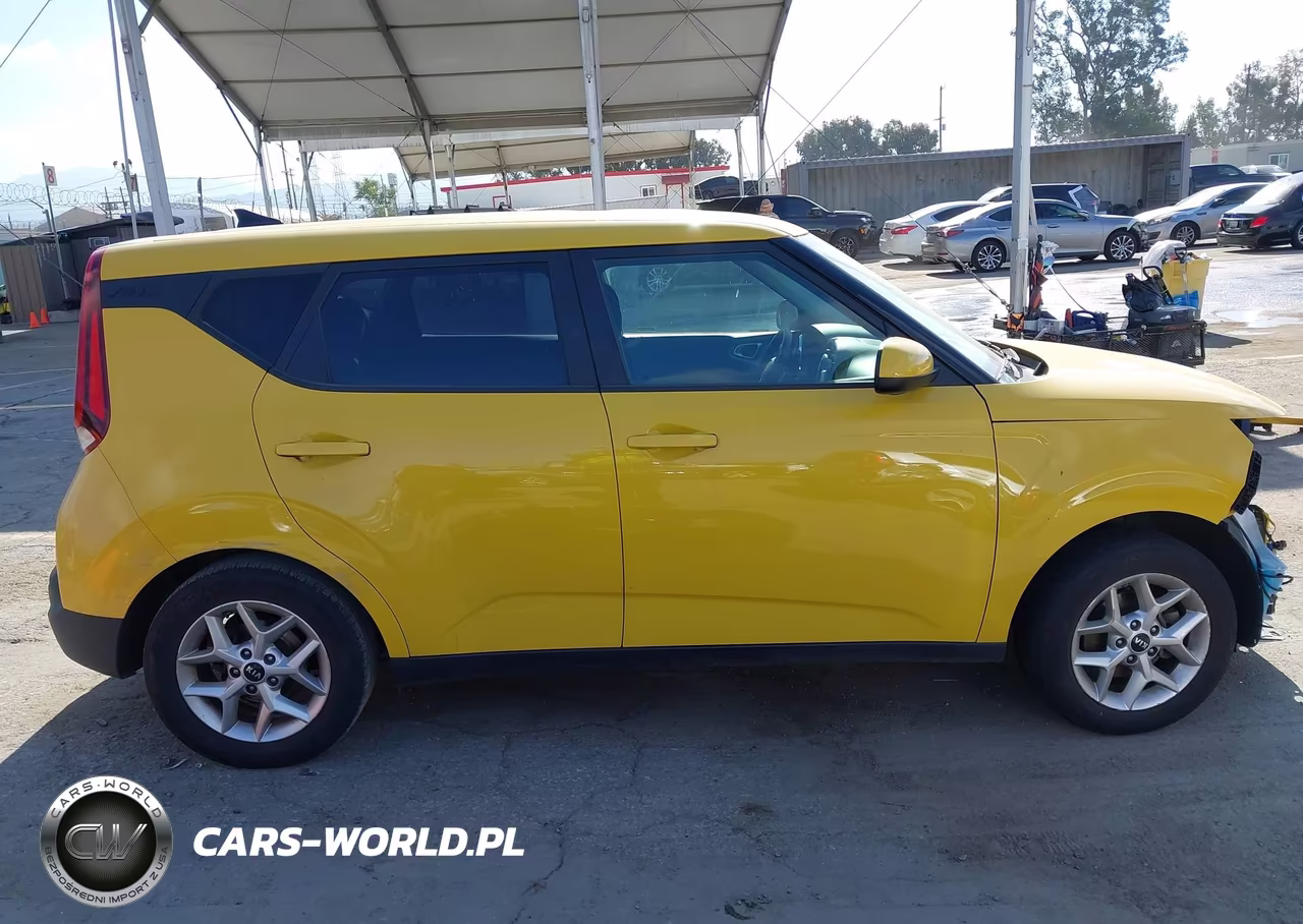 2020 Kia Soul S VIN:KNDJ23AU7L7122822 - 14