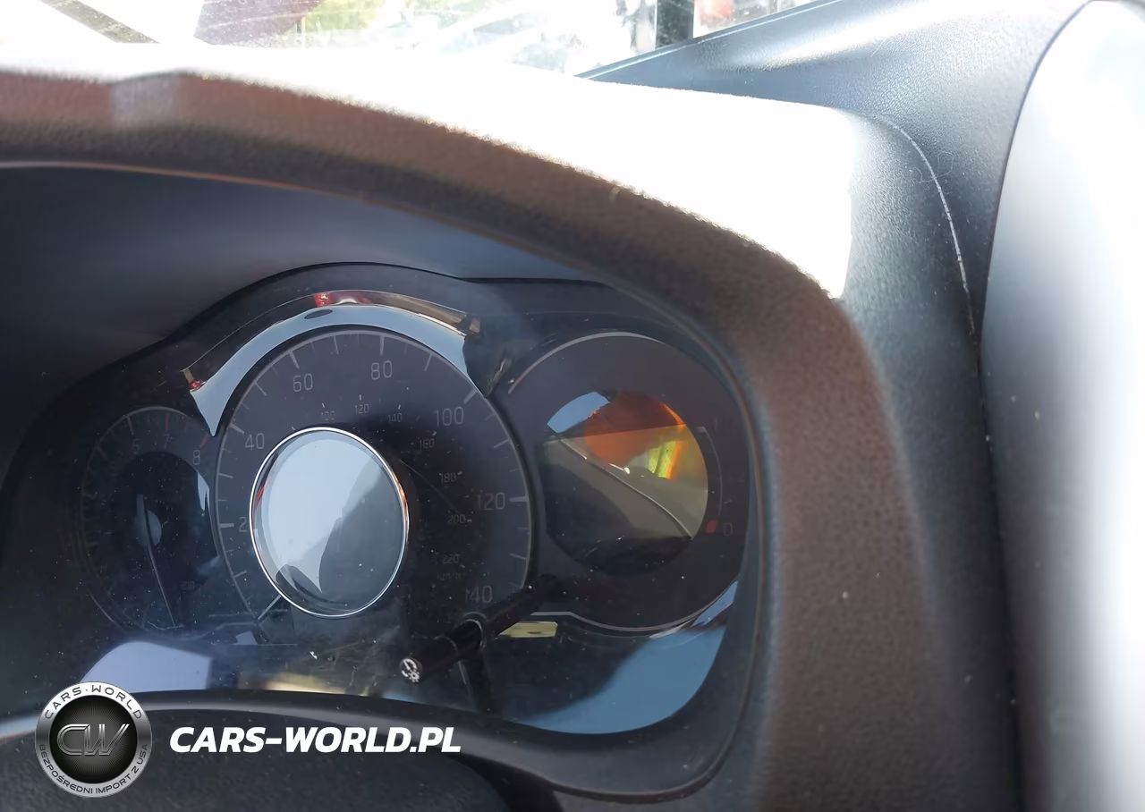 2019 Nissan Versa Note Sv VIN:3N1CE2CP9KL361383 - 15
