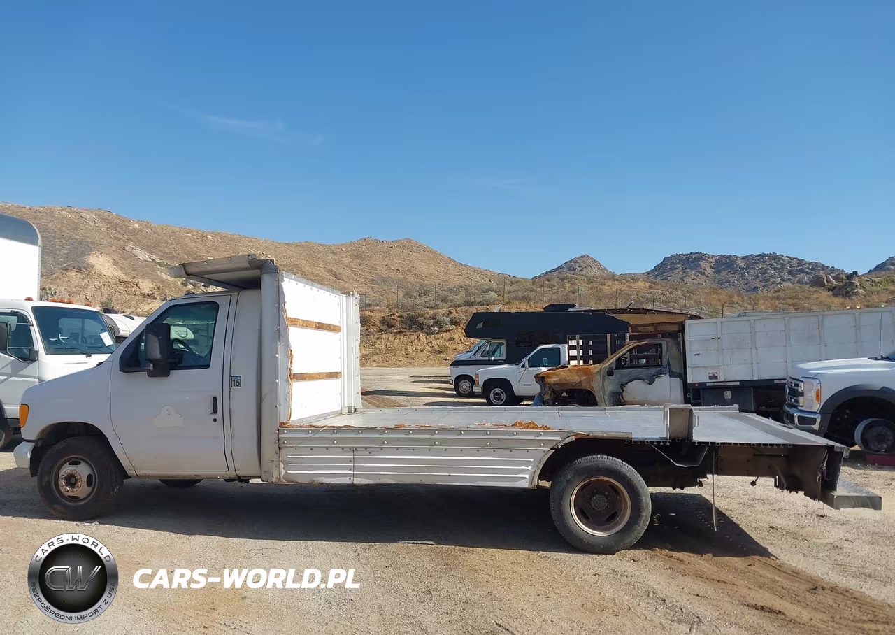 2006 Ford E-450 Cutaway VIN:1FDXE45SX6HA78681 - 17