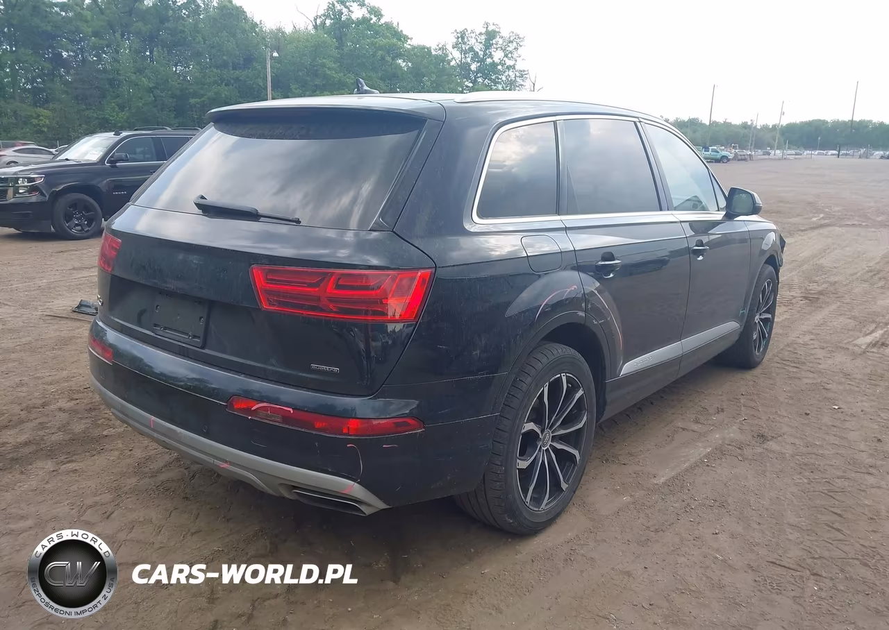 2017 Audi Q7 2.0T Premium VIN:WA1LHAF7XHD054954 - 4
