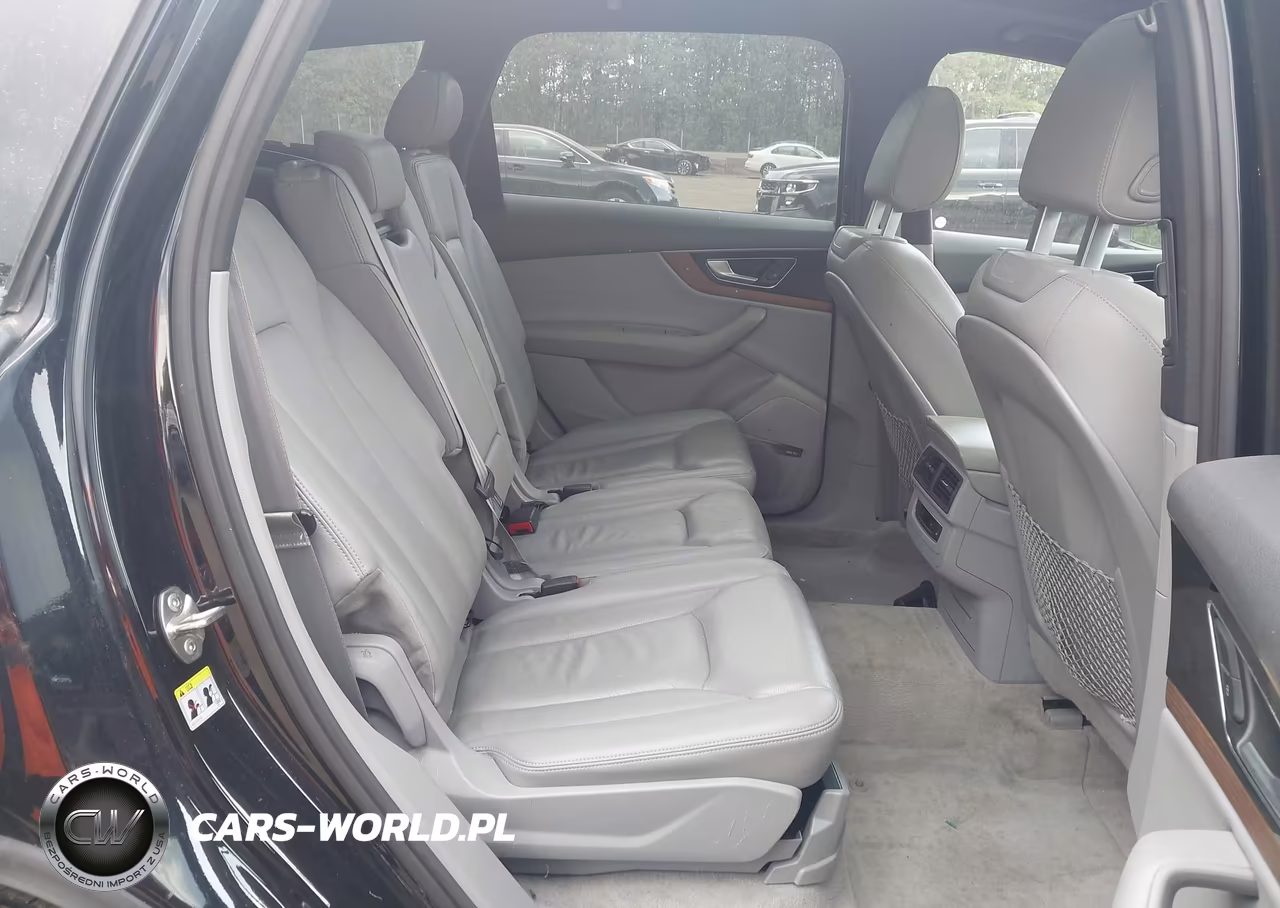 2017 Audi Q7 2.0T Premium VIN:WA1LHAF7XHD054954 - 8