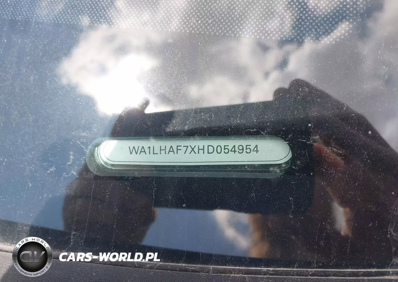2017 Audi Q7 2.0T Premium VIN:WA1LHAF7XHD054954 - 9