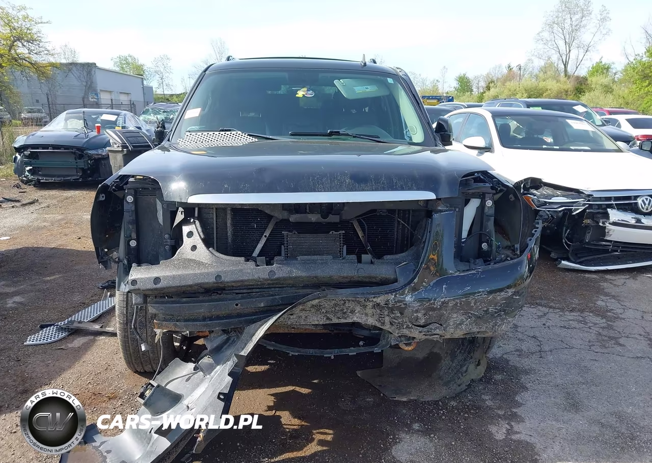 2014 GMC Yukon Xl 1500 Denali VIN:1GKS2MEF0ER165903 - 13
