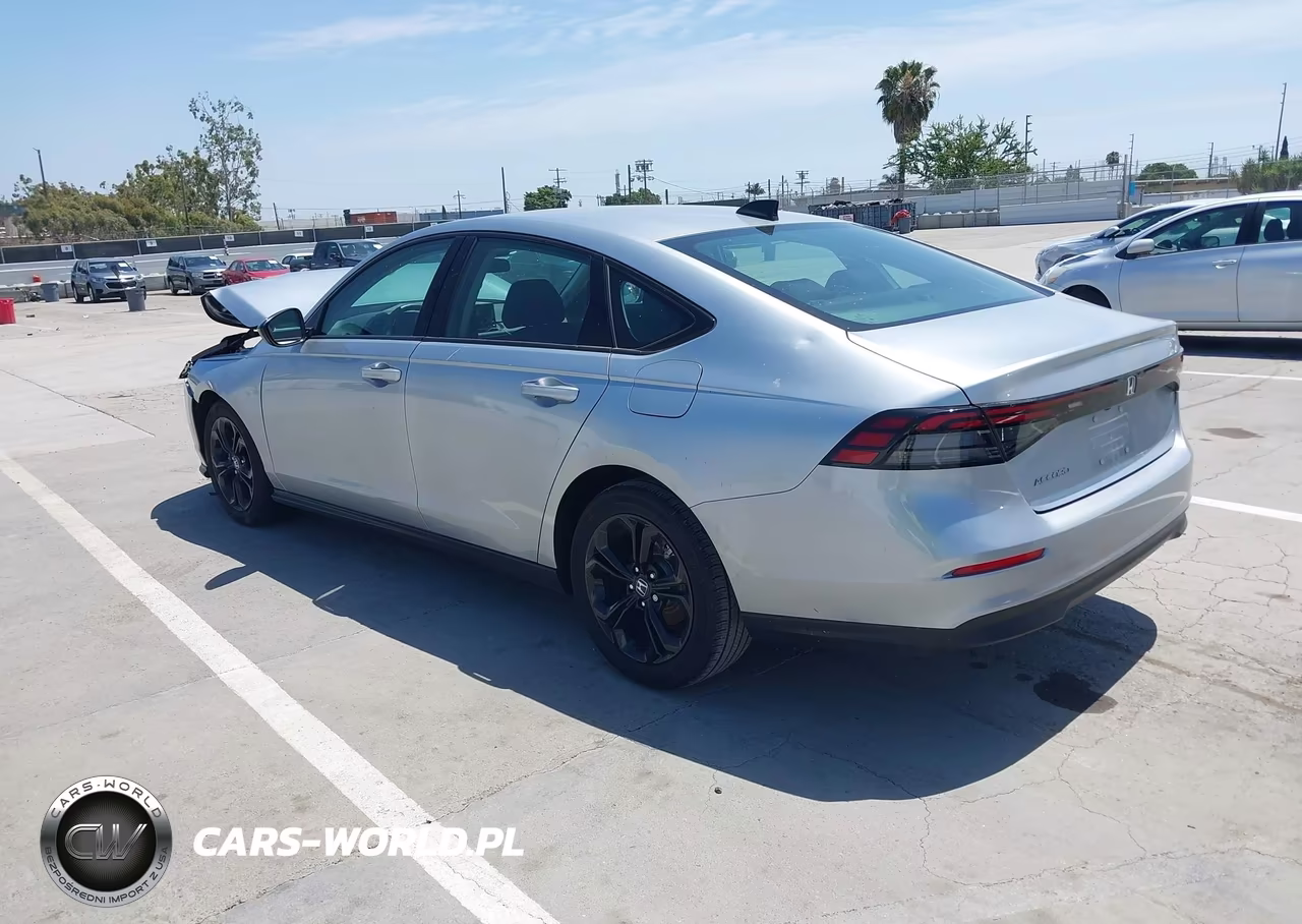2025 Honda Accord Se VIN:1HGCY1F45SA017378 - 3