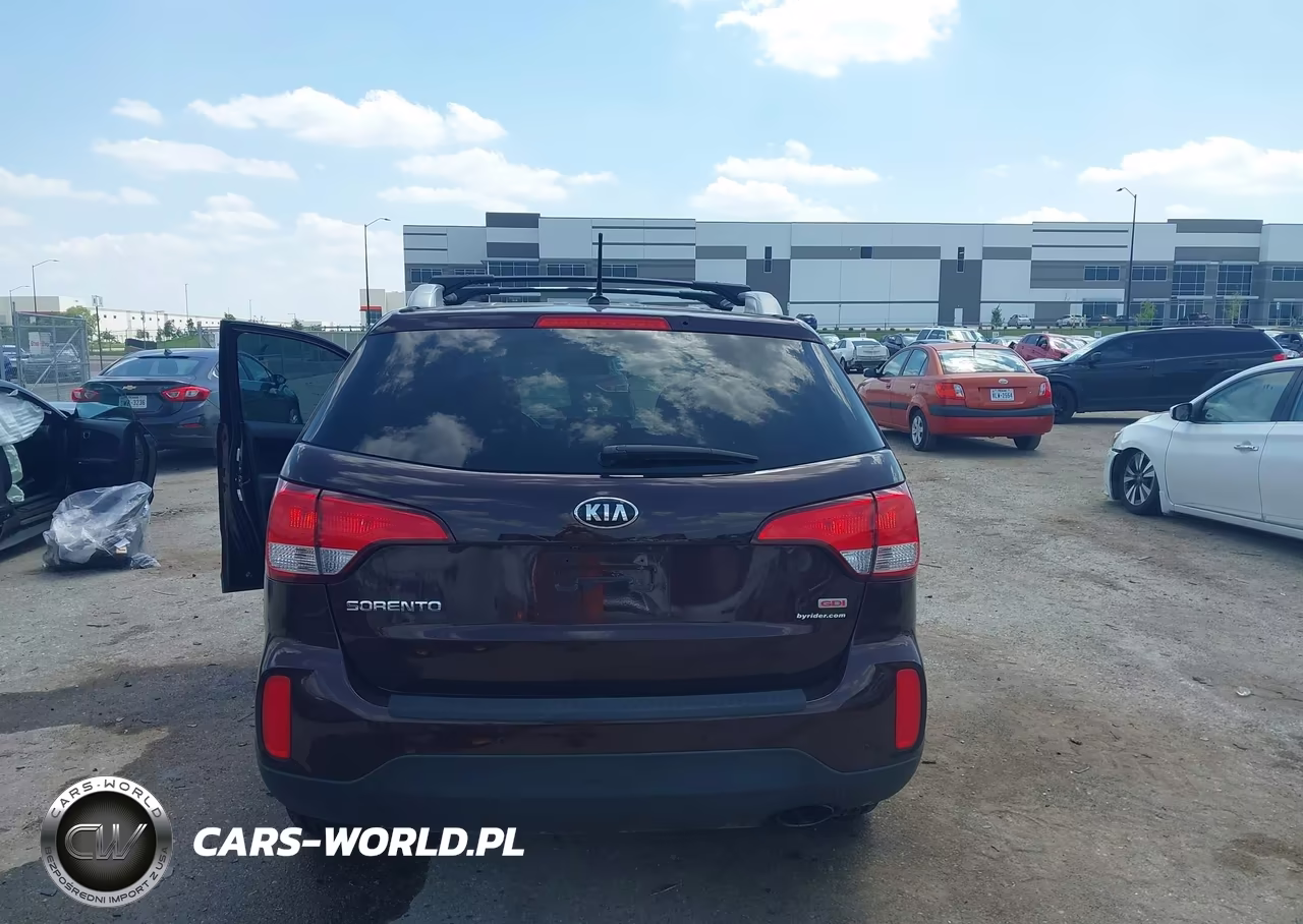2015 Kia Sorento Lx VIN:5XYKT4A62FG622788 - 16