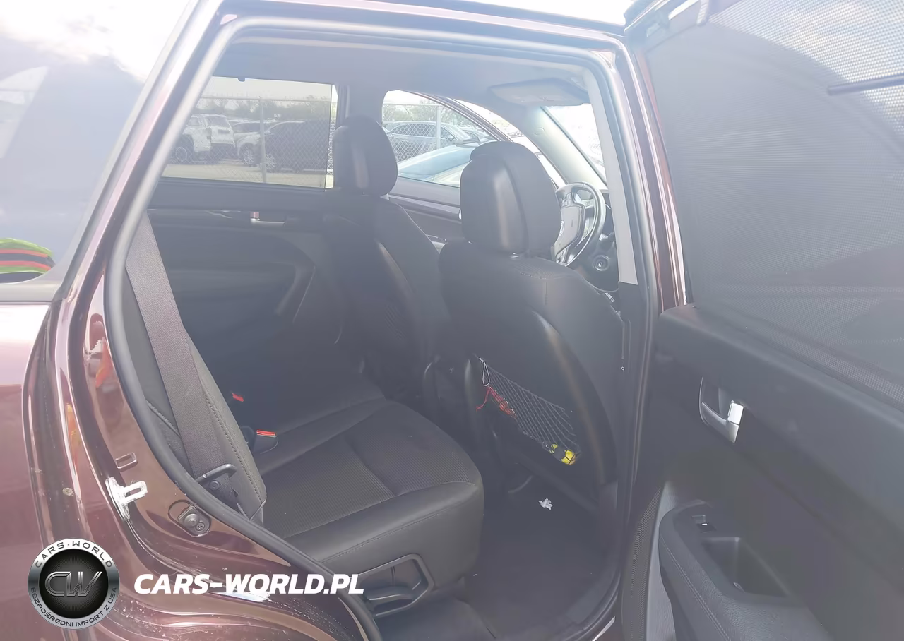2015 Kia Sorento Lx VIN:5XYKT4A62FG622788 - 8