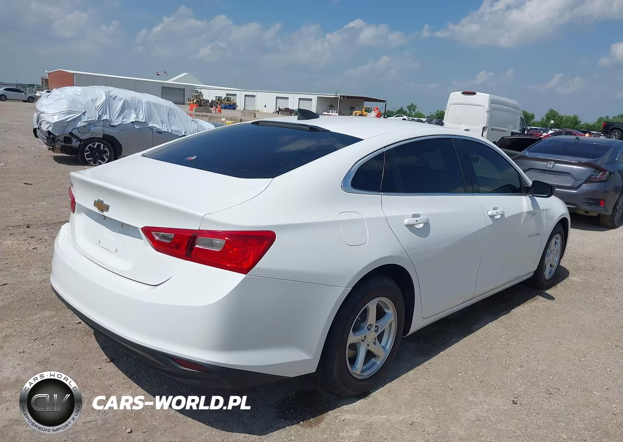 2017 Chevrolet Malibu Ls VIN:1G1ZB5ST9HF205775 - 4