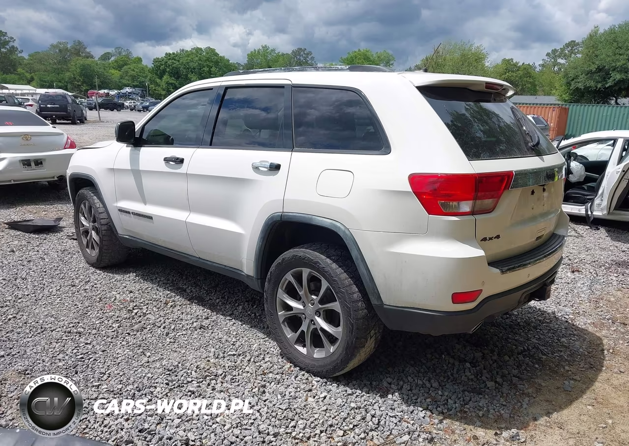 2011 Jeep Grand Cherokee Overland VIN:1J4RR6GT3BC700591 - 3