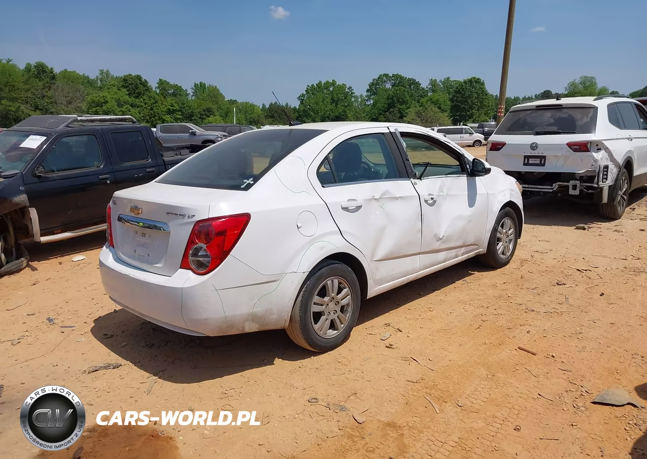 2014 Chevrolet Sonic Lt Auto VIN:1G1JC5SH6E4184297 - 4